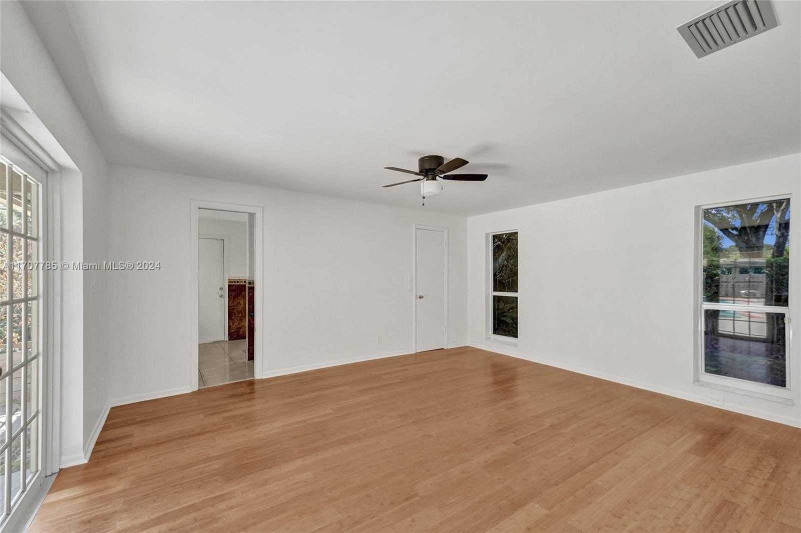 Small Image of 620 NORTH EAST 2ND STREET, Pompano Beach Number 28