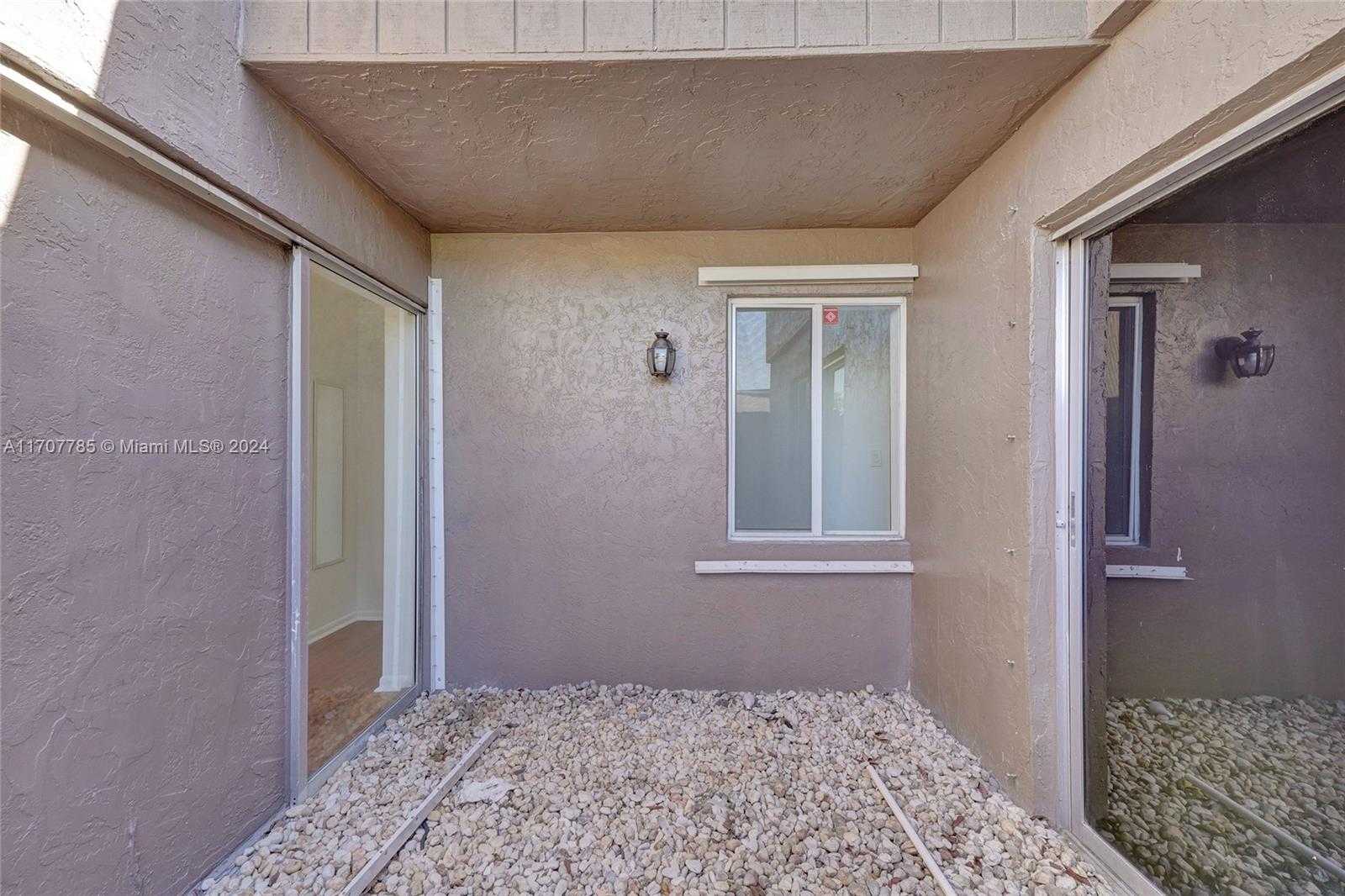 Small Image of 620 NORTH EAST 2ND STREET, Pompano Beach Number 34