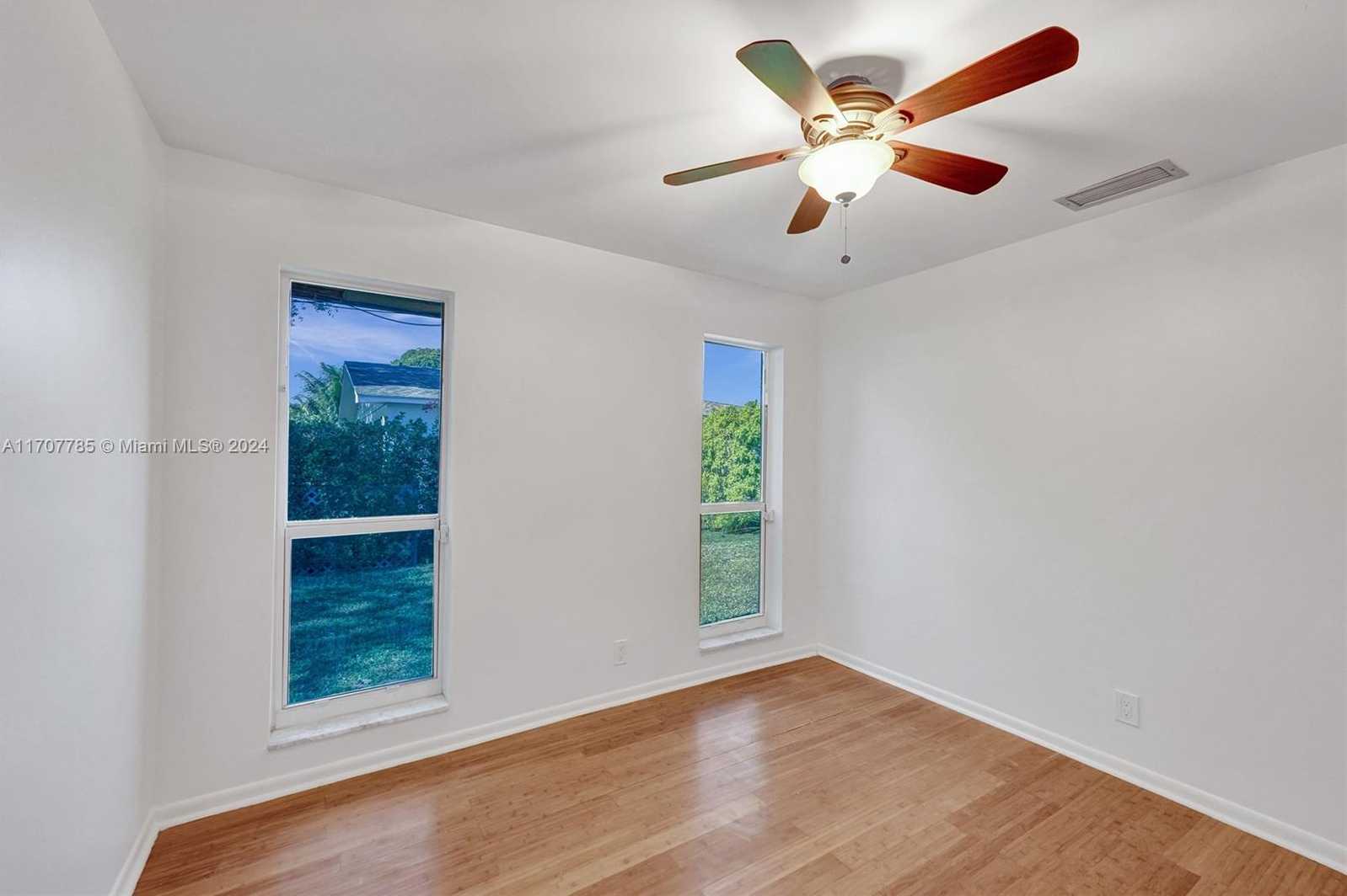 Small Image of 620 NORTH EAST 2ND STREET, Pompano Beach Number 35