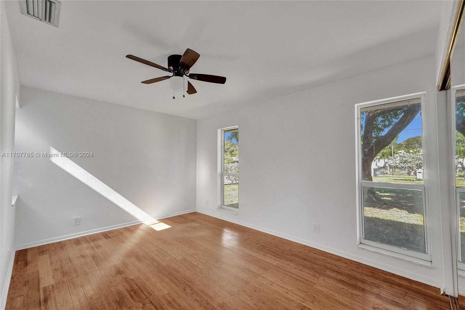 Small Image of 620 NORTH EAST 2ND STREET, Pompano Beach Number 42