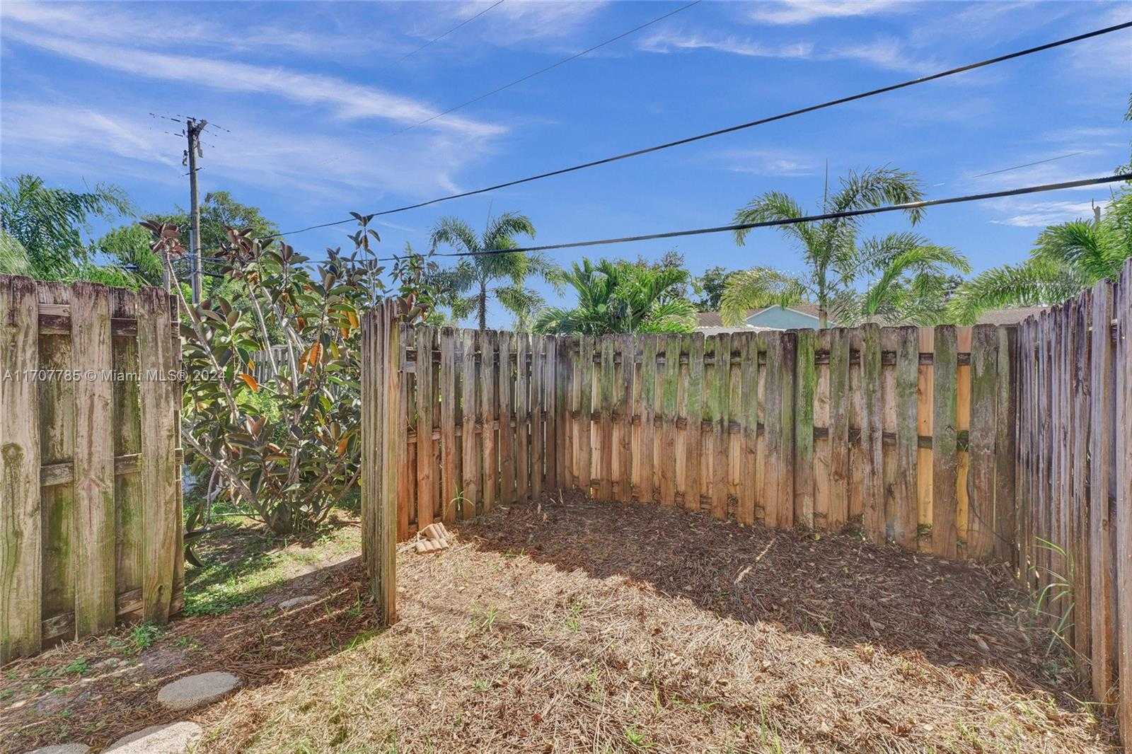 Small Image of 620 NORTH EAST 2ND STREET, Pompano Beach Number 56