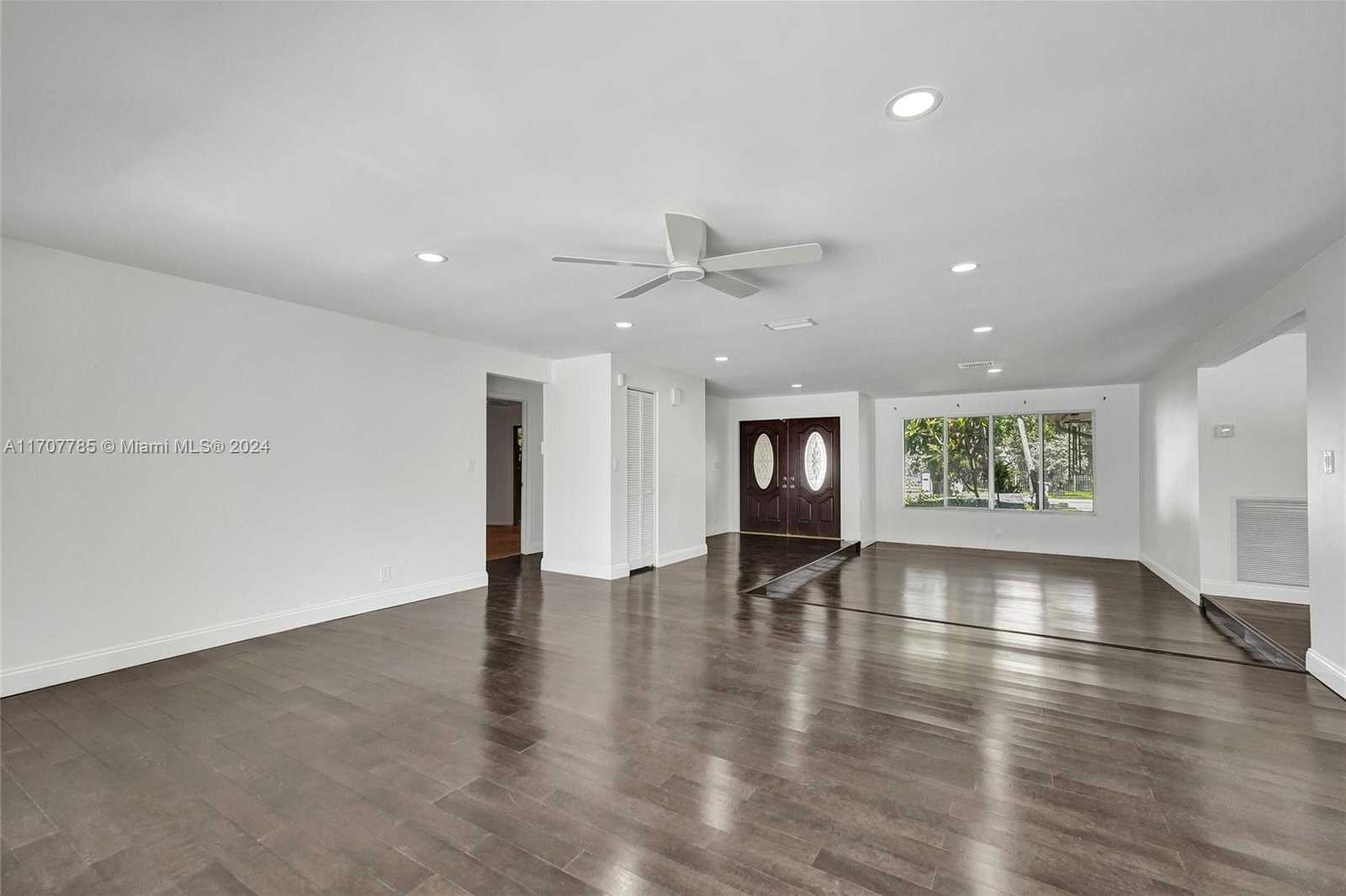 Small Image of 620 NORTH EAST 2ND STREET, Pompano Beach Number 8
