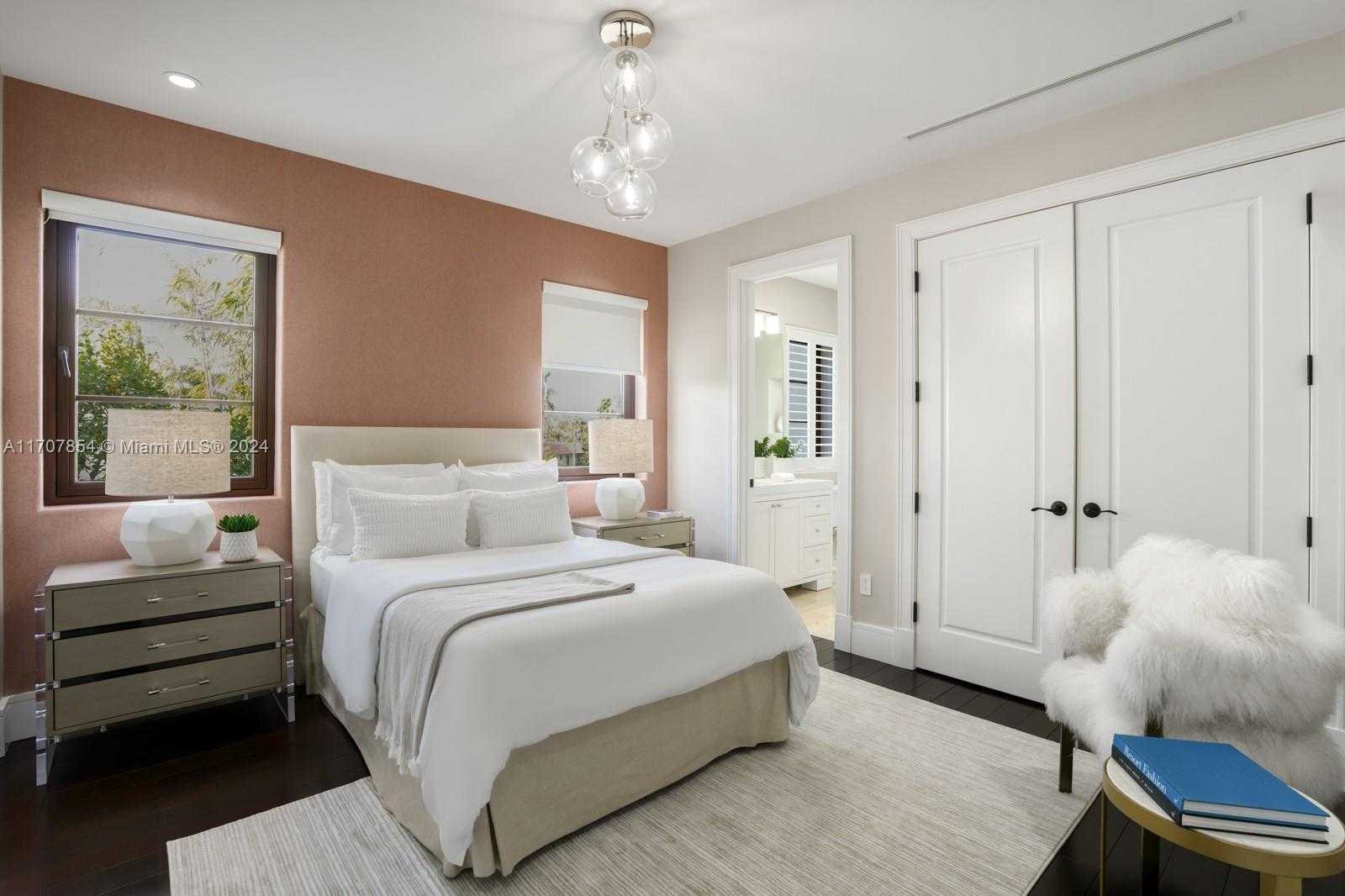 Small Image of 288 SOUTH COCONUT LN, Miami Beach Number 27