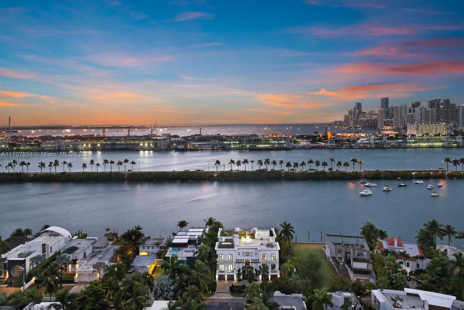 Small Image of 288 SOUTH COCONUT LN, Miami Beach Number 60