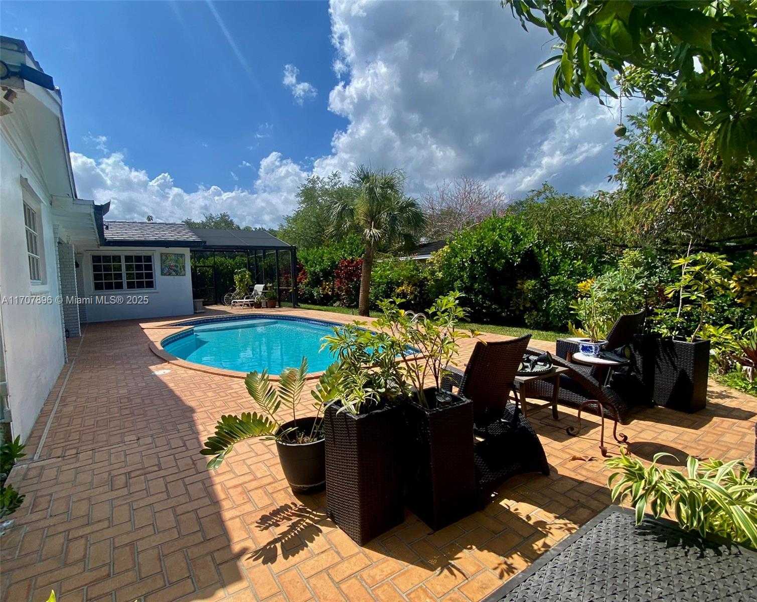 Small Image of 7521 SOUTH WEST 165TH TER, Palmetto Bay Number 22