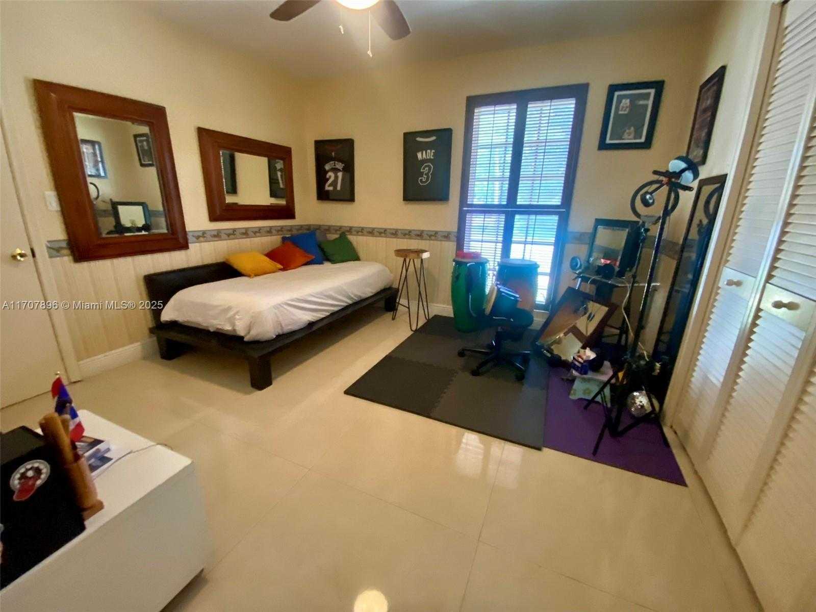 Small Image of 7521 SOUTH WEST 165TH TER, Palmetto Bay Number 35