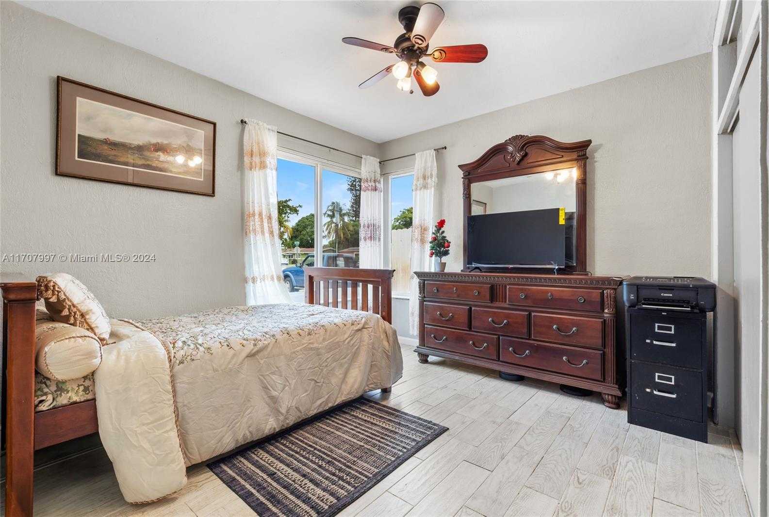 Small Image of 1440 NORTH WEST 179TH TER, Miami Gardens Number 12