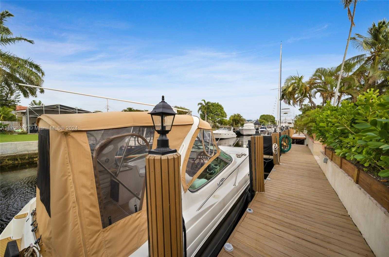 Small Image of 2031 SOUTH WEST 22ND AVE, Fort Lauderdale Number 11