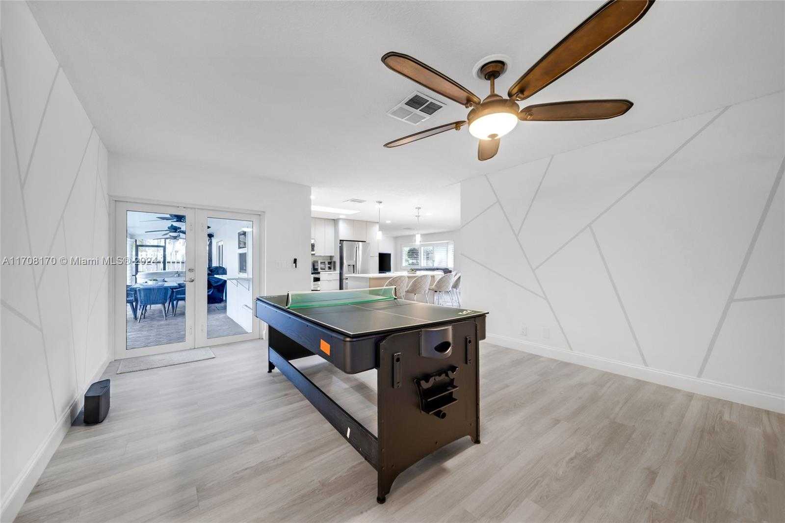 Small Image of 2031 SOUTH WEST 22ND AVE, Fort Lauderdale Number 28