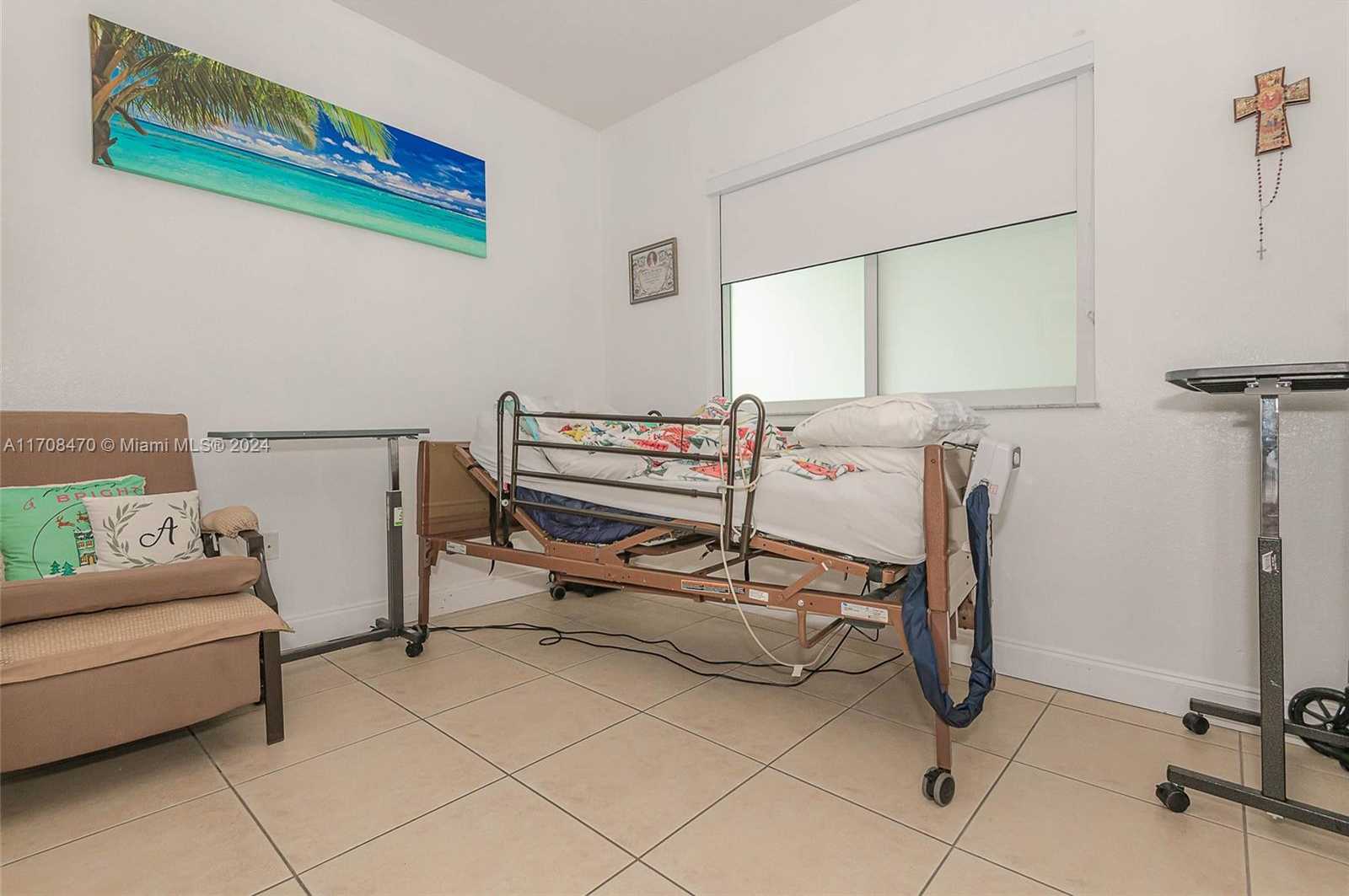 Small Image of 15226 SW 21 Ln, Miami, FL 33185, USA Number 30