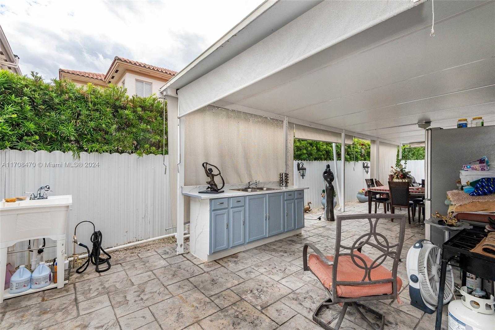 Small Image of 15226 SW 21 Ln, Miami, FL 33185, USA Number 36