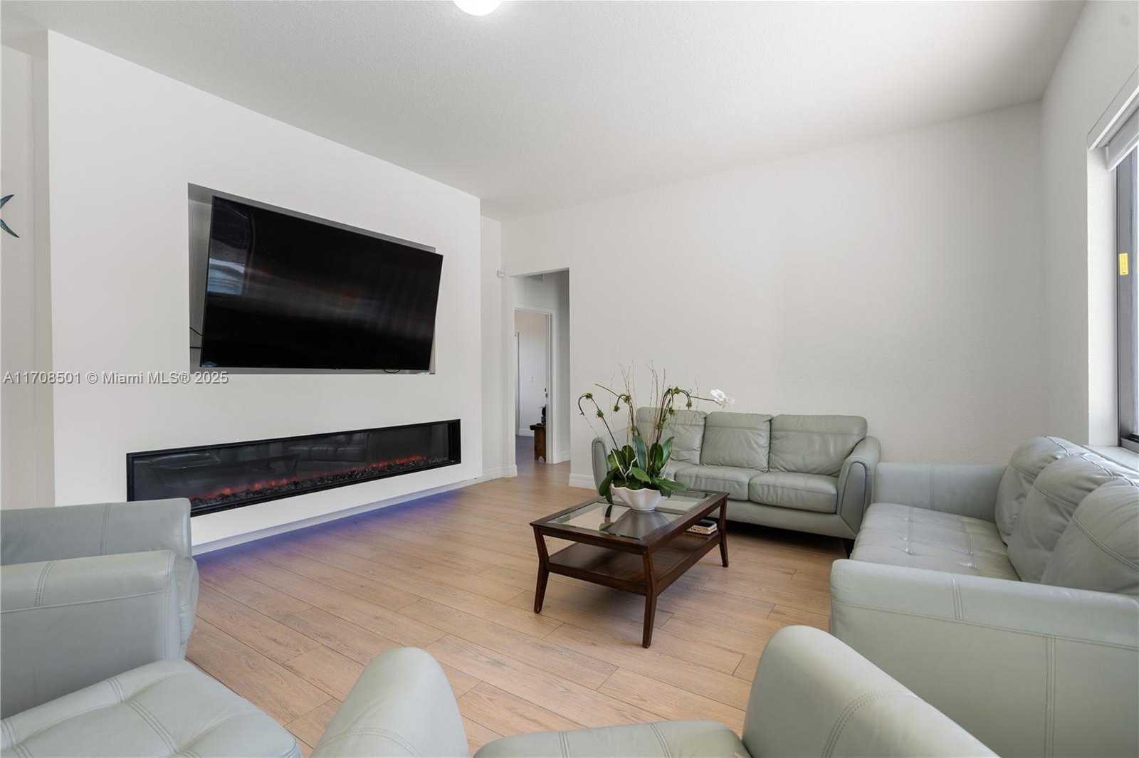 Small Image of 17300 SOUTH WEST 296TH ST, Homestead Number 18
