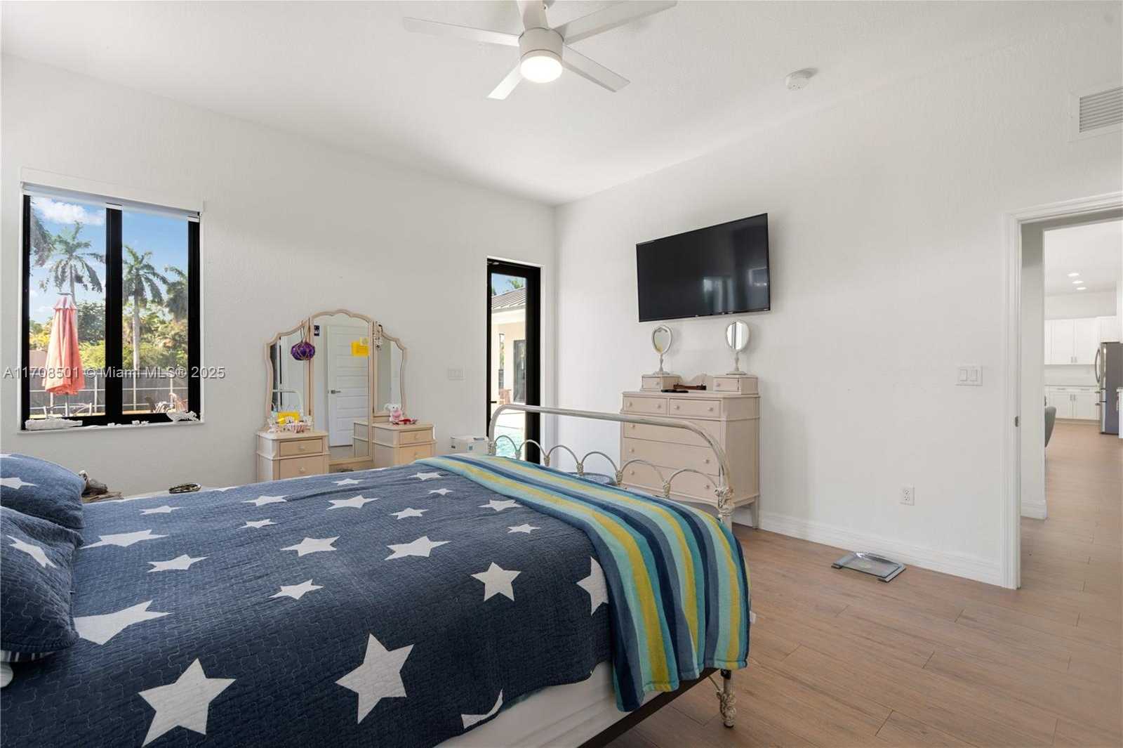 Small Image of 17300 SOUTH WEST 296TH ST, Homestead Number 33