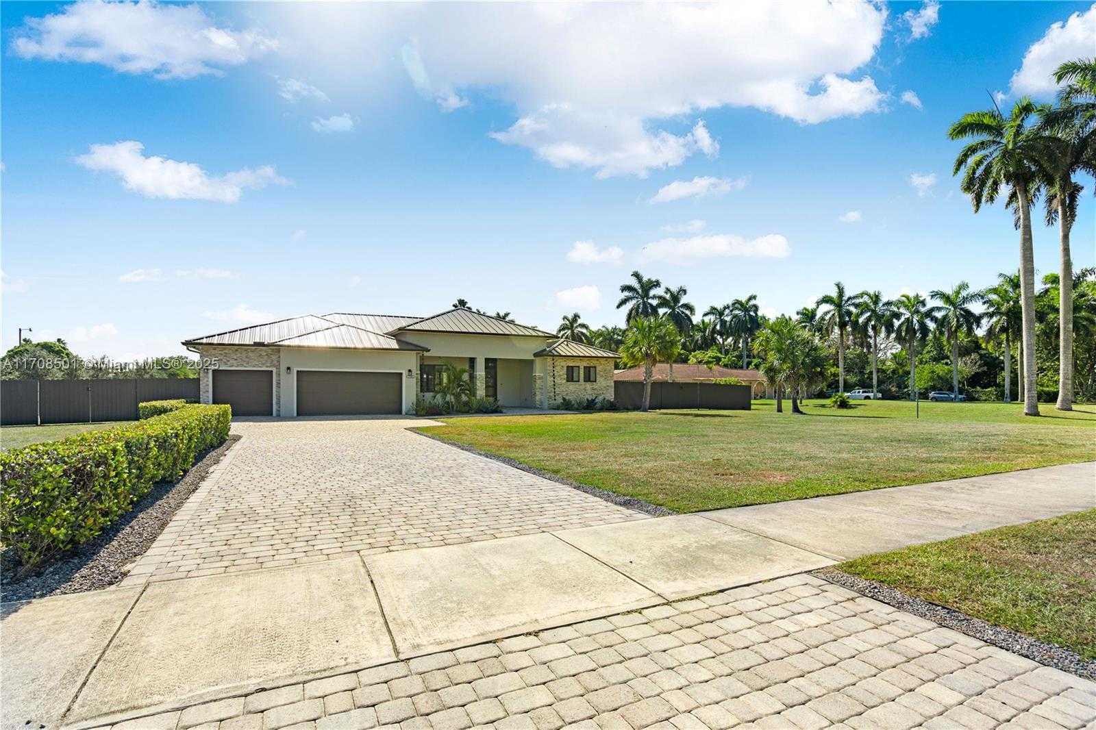 Small Image of 17300 SOUTH WEST 296TH ST, Homestead Number 37
