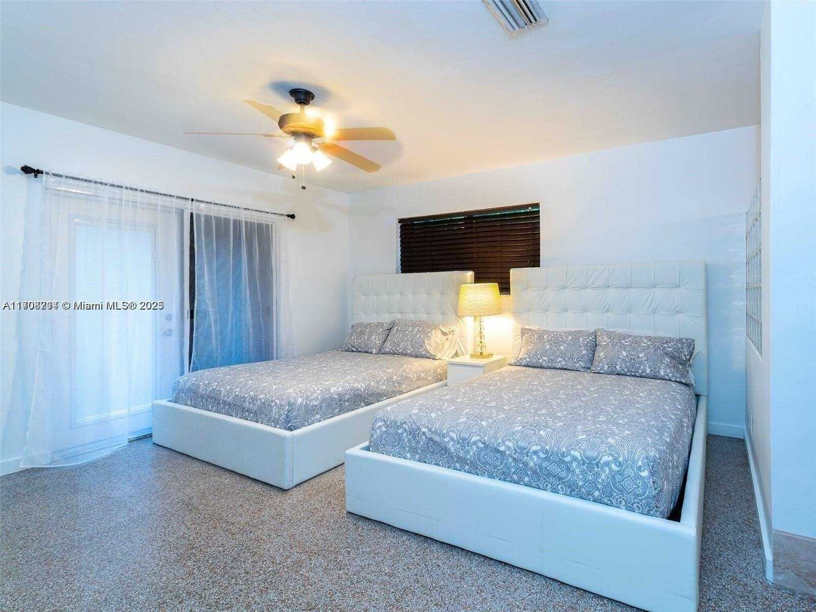 Small Image of 1507 GARFIELD ST, Hollywood Number 15