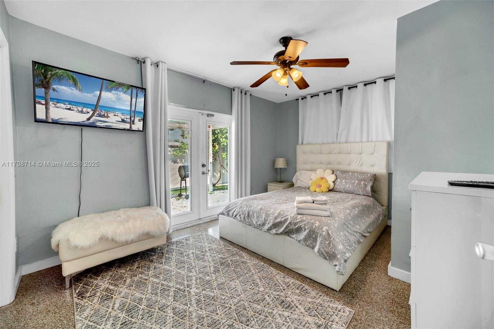 Small Image of 1507 GARFIELD ST, Hollywood Number 25