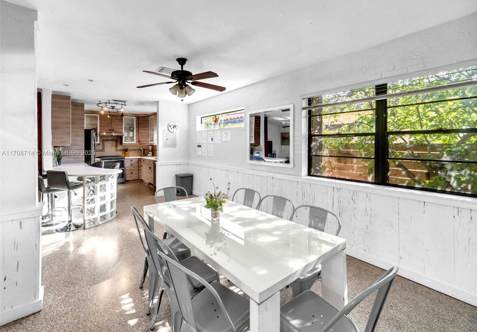 Small Image of 1507 GARFIELD ST, Hollywood Number 5