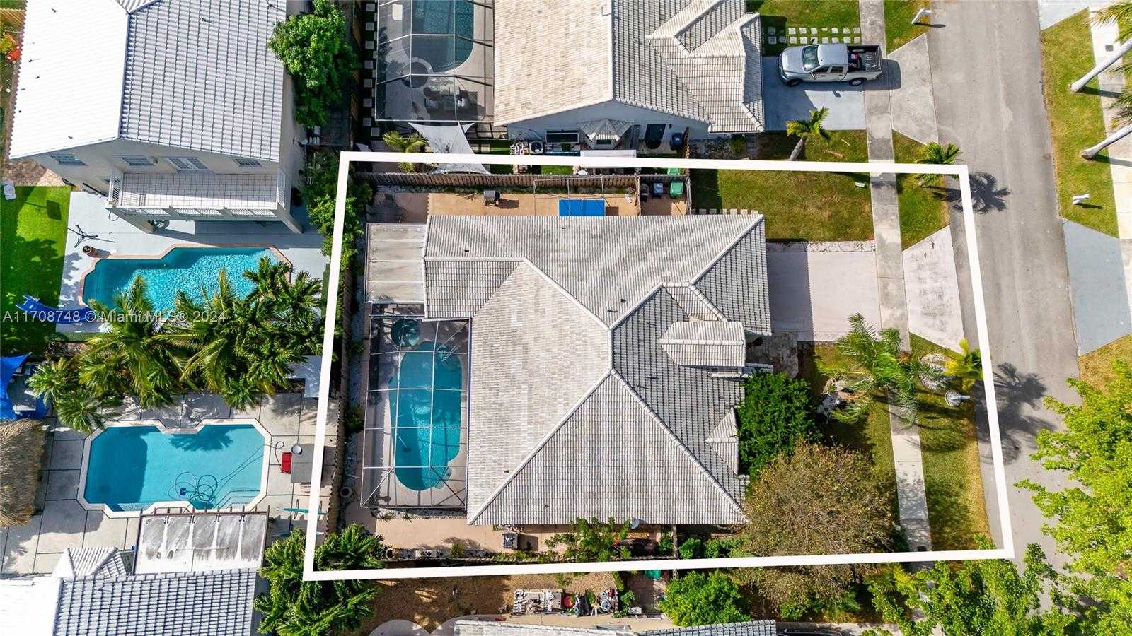 Small Image of 9420 SOUTH WEST 212TH TER, Cutler Bay Number 12