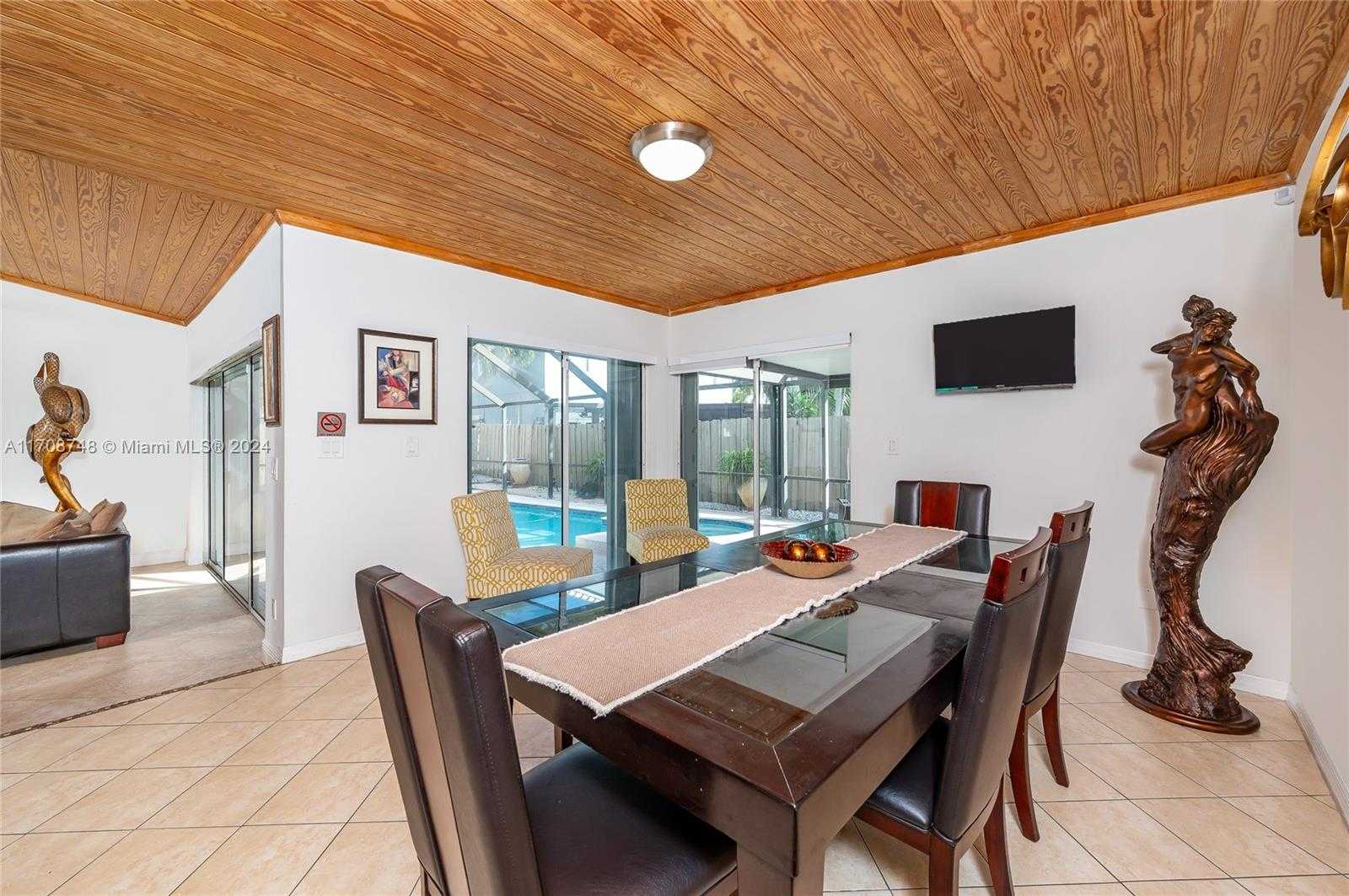 Small Image of 9420 SOUTH WEST 212TH TER, Cutler Bay Number 20