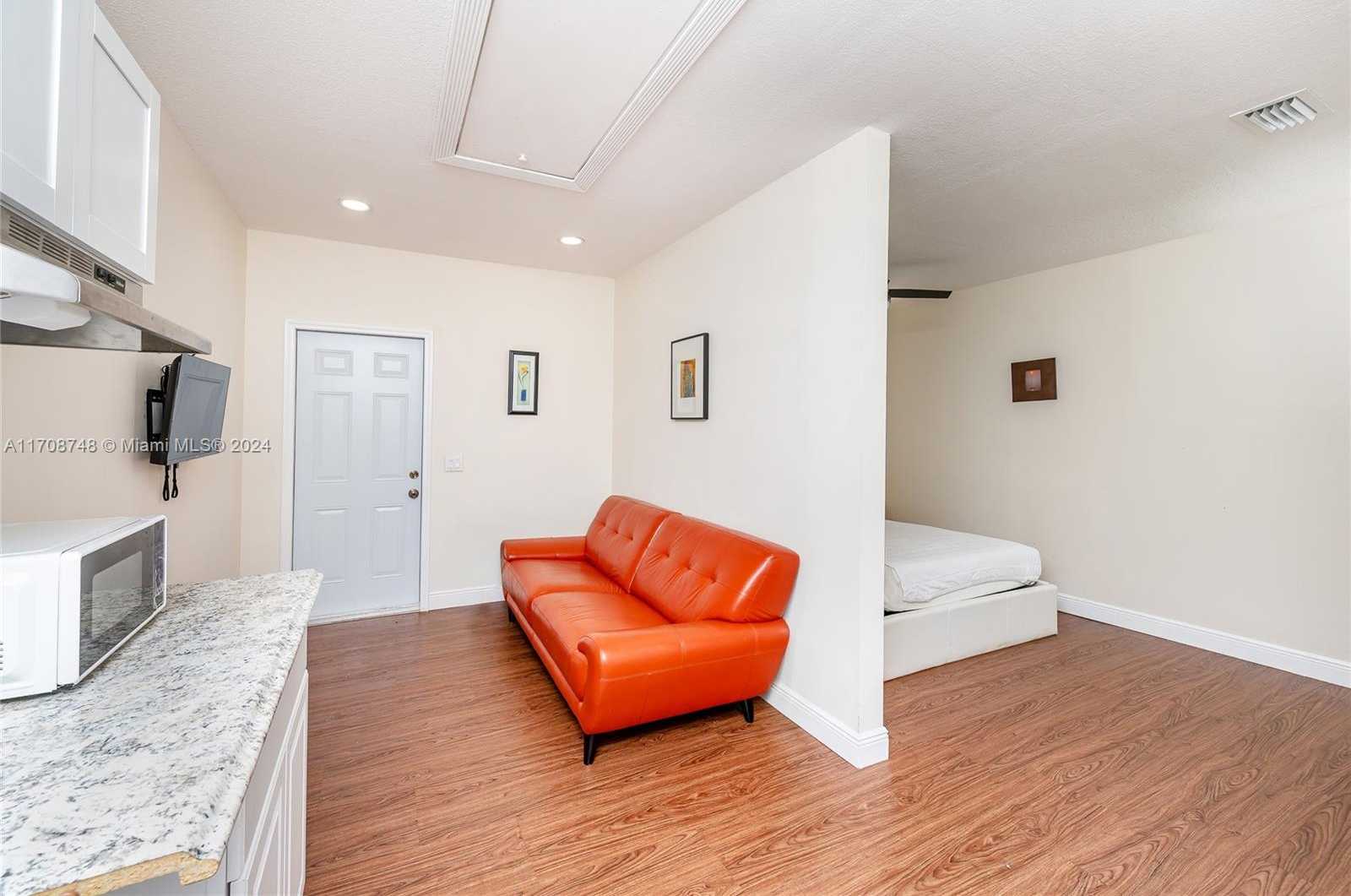 Small Image of 9420 SOUTH WEST 212TH TER, Cutler Bay Number 32