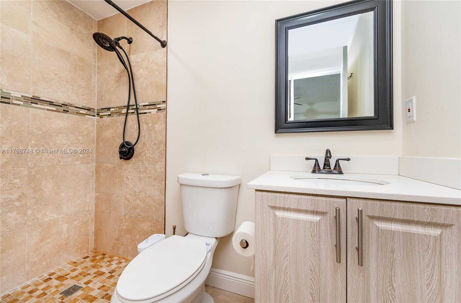 Small Image of 9420 SOUTH WEST 212TH TER, Cutler Bay Number 34