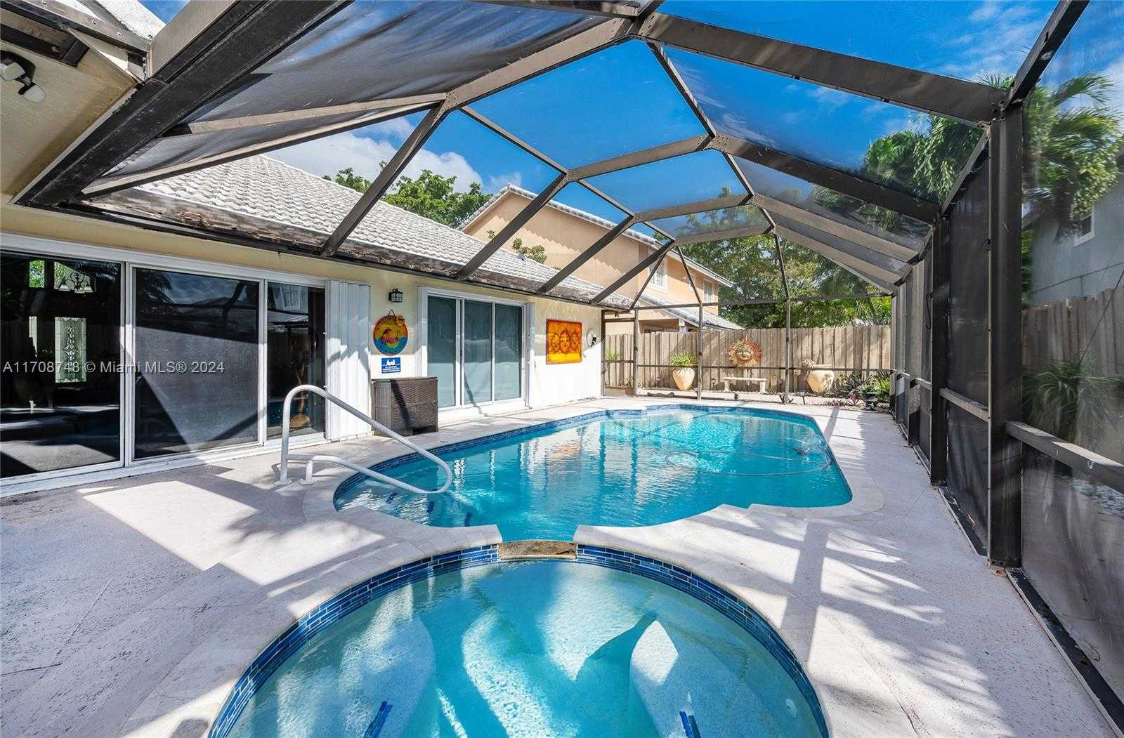 Small Image of 9420 SOUTH WEST 212TH TER, Cutler Bay Number 6