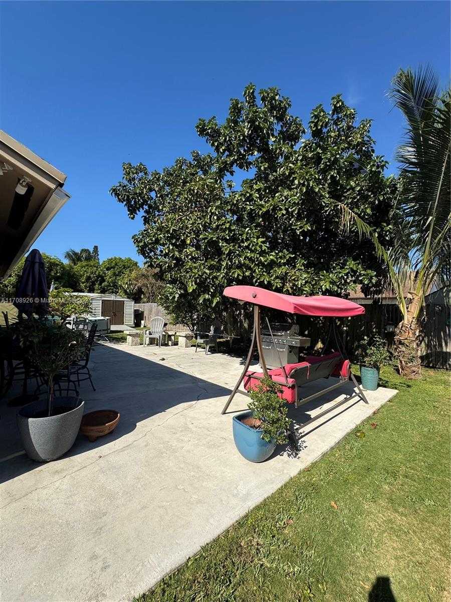 Small Image of 13753 SW 282nd Terrace, Homestead, FL 33033, USA Number 19
