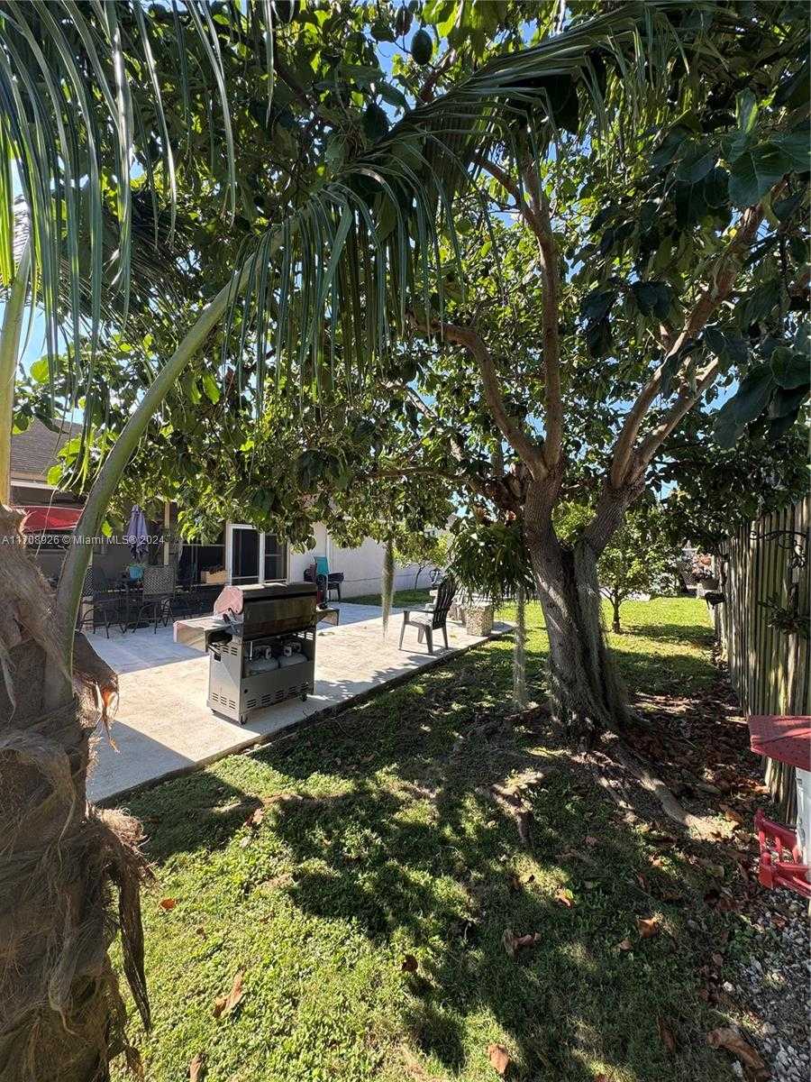 Small Image of 13753 SW 282nd Terrace, Homestead, FL 33033, USA Number 20