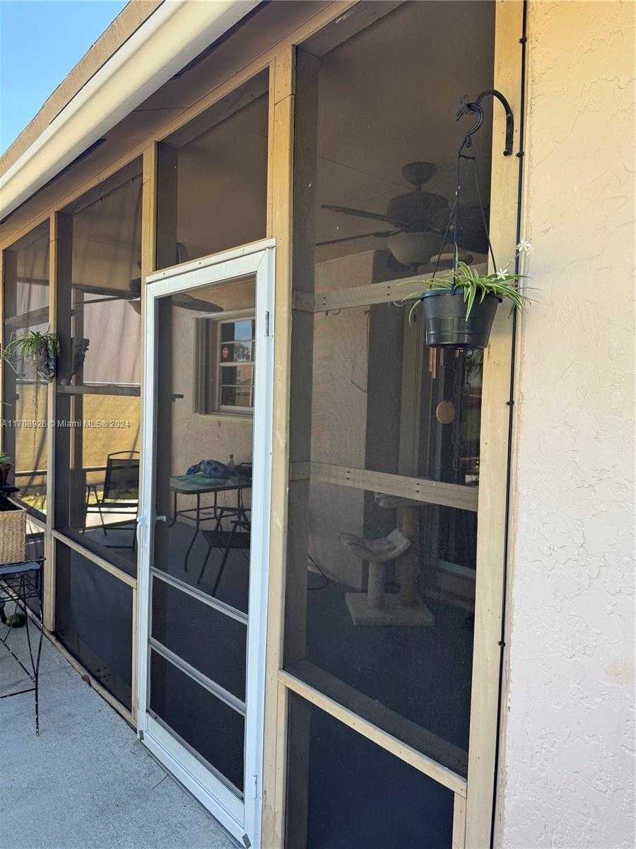 Small Image of 13753 SW 282nd Terrace, Homestead, FL 33033, USA Number 23