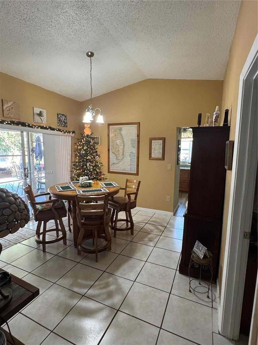 Small Image of 13753 SW 282nd Terrace, Homestead, FL 33033, USA Number 7