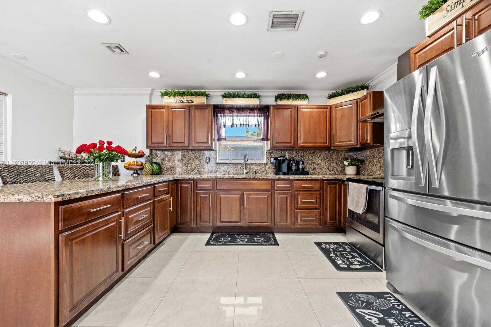 Small Image of 18745 SOUTH WEST 99TH RD, Cutler Bay Number 9
