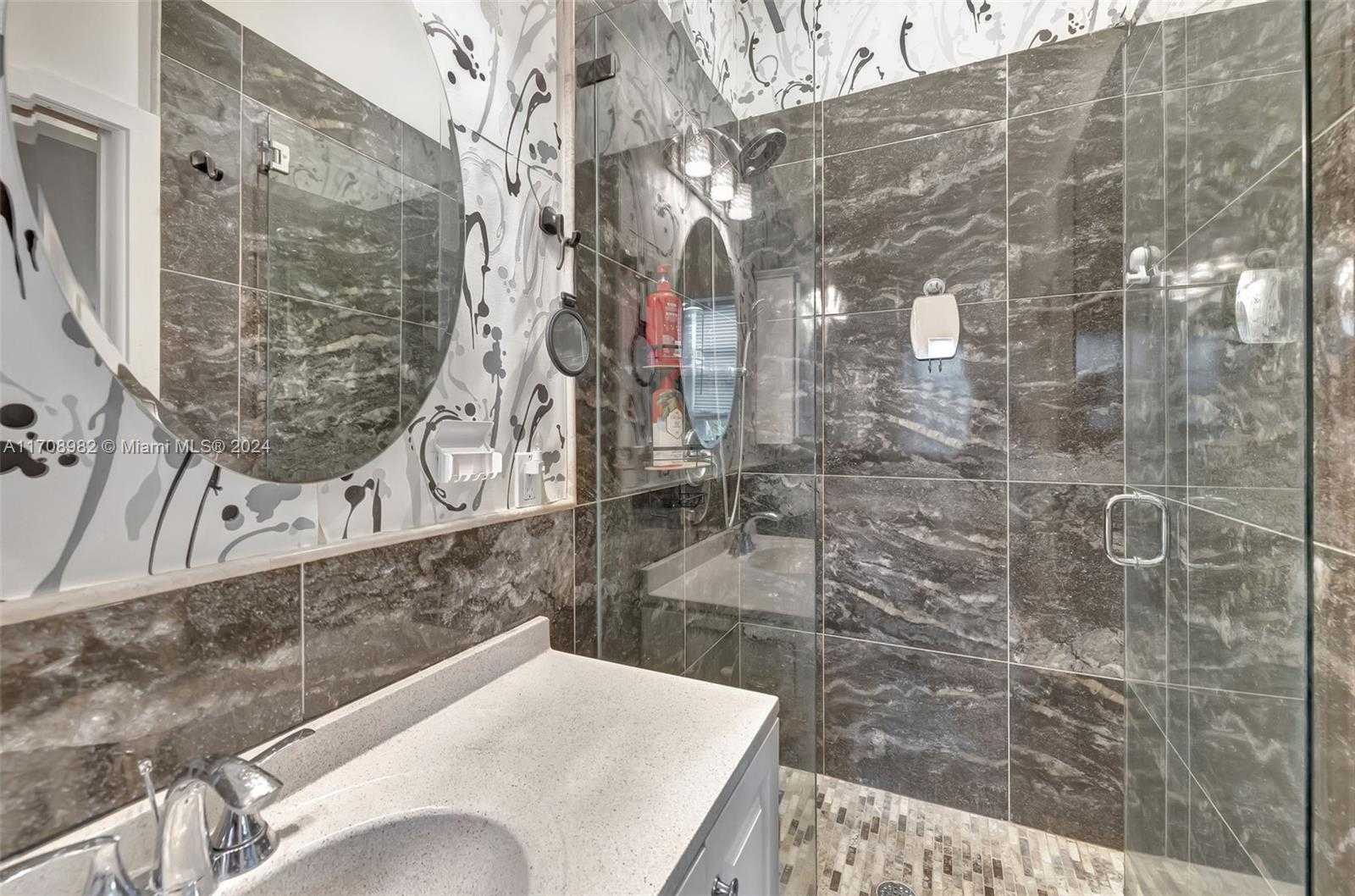 Small Image of 536 NORTH CORTEZ DR, Margate Number 20