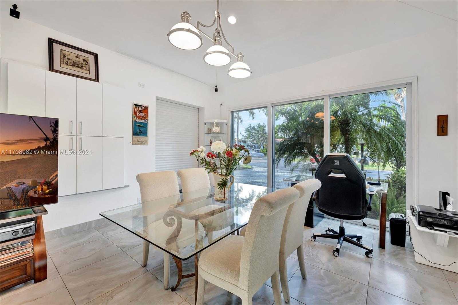 Small Image of 536 NORTH CORTEZ DR, Margate Number 7