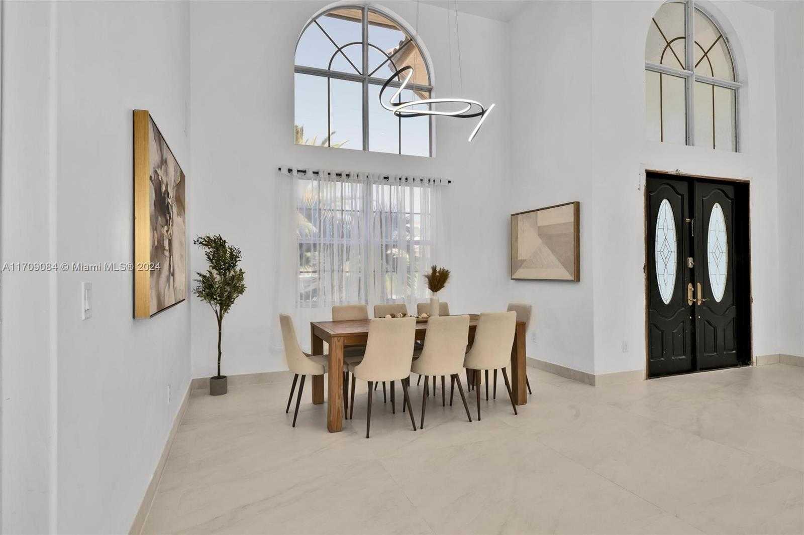 Small Image of 2940 NORTH EAST 164TH ST, North Miami Beach Number 5