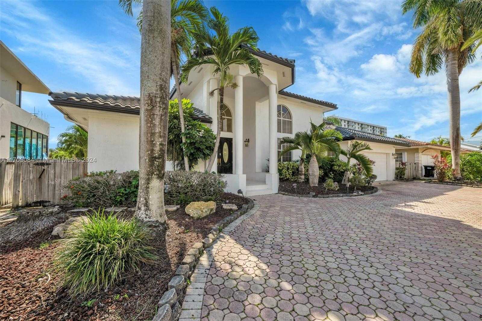 Small Image of 2940 NORTH EAST 164TH ST, North Miami Beach Number 62