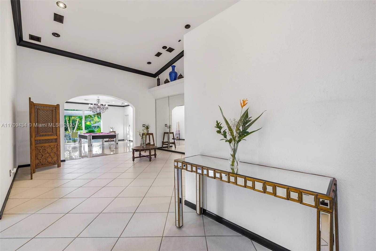 Small Image of 12555 SOUTH WEST 34TH PL, Davie Number 20