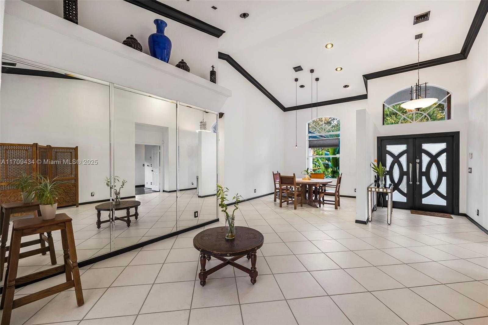 Small Image of 12555 SOUTH WEST 34TH PL, Davie Number 25