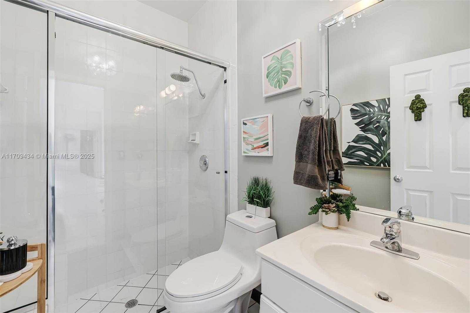Small Image of 12555 SOUTH WEST 34TH PL, Davie Number 41