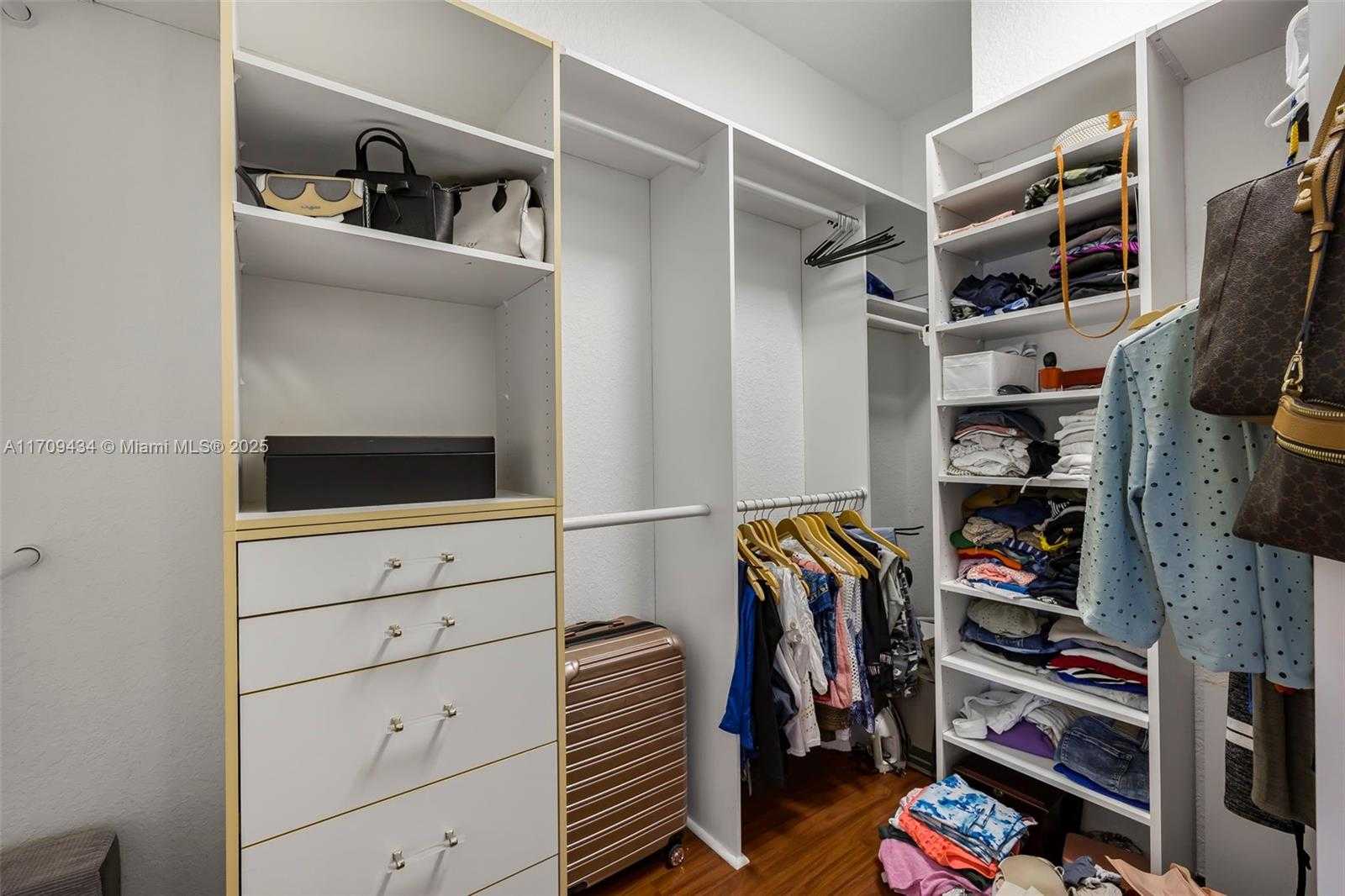 Small Image of 12555 SOUTH WEST 34TH PL, Davie Number 47