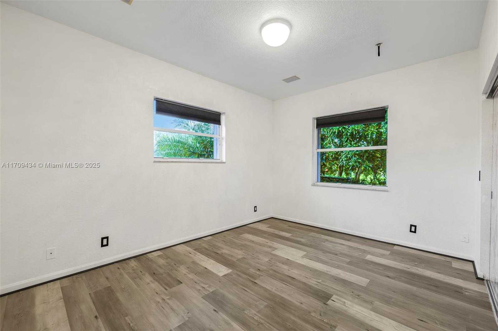Small Image of 12555 SOUTH WEST 34TH PL, Davie Number 55