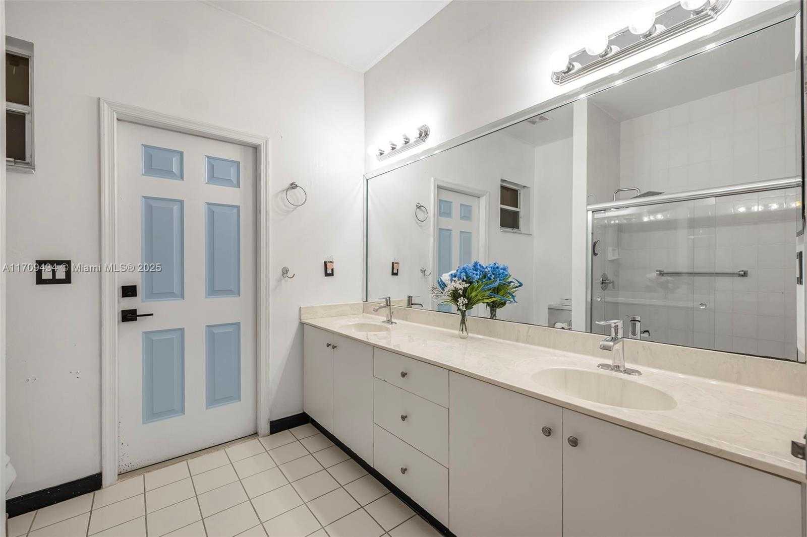 Small Image of 12555 SOUTH WEST 34TH PL, Davie Number 56