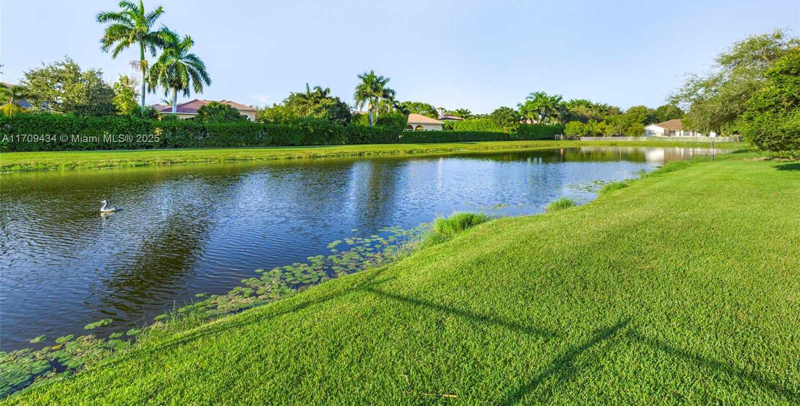 Small Image of 12555 SOUTH WEST 34TH PL, Davie Number 82