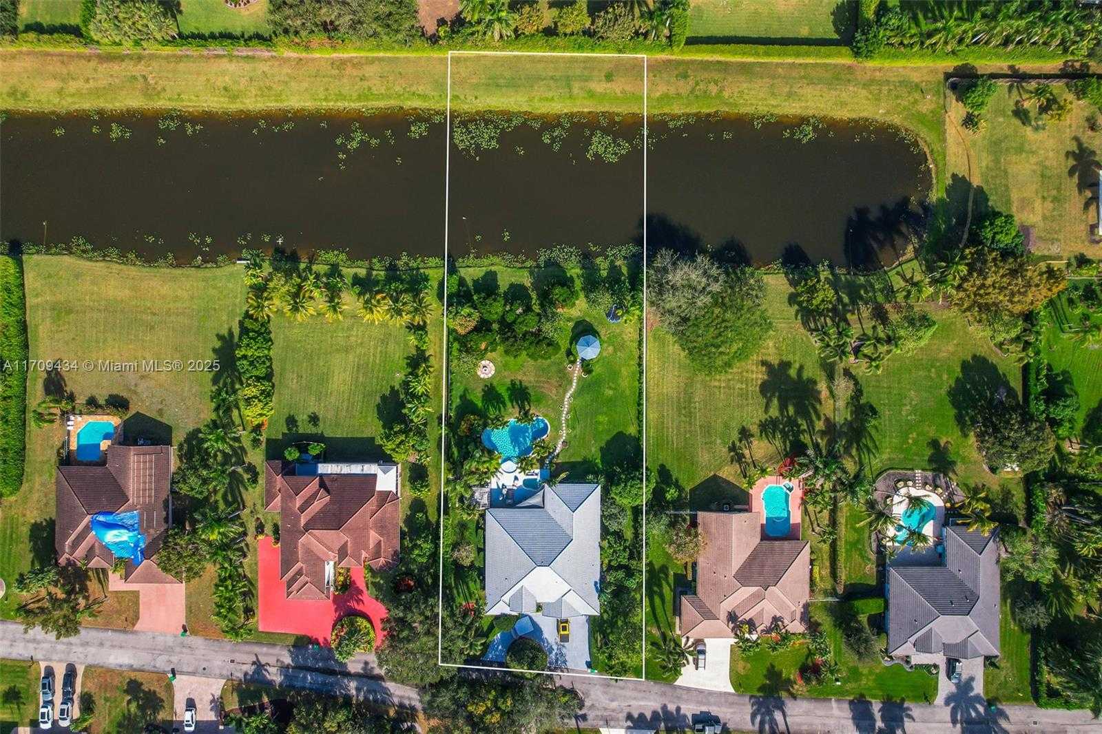 Small Image of 12555 SOUTH WEST 34TH PL, Davie Number 86