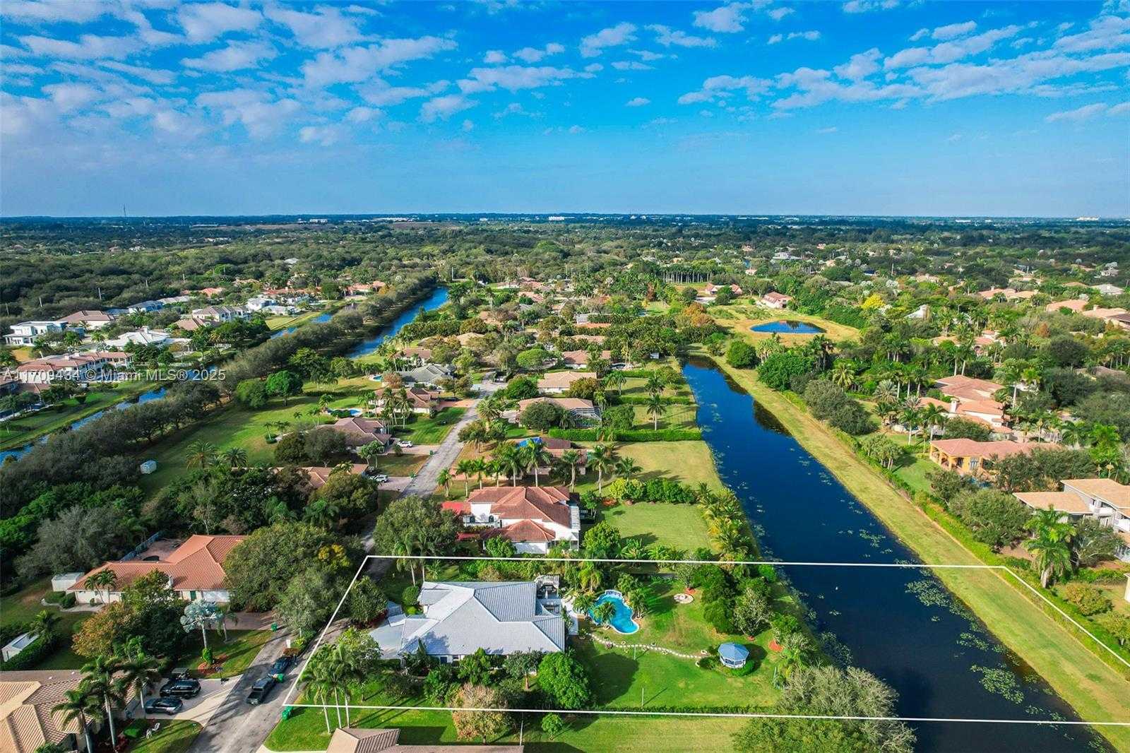 Small Image of 12555 SOUTH WEST 34TH PL, Davie Number 90