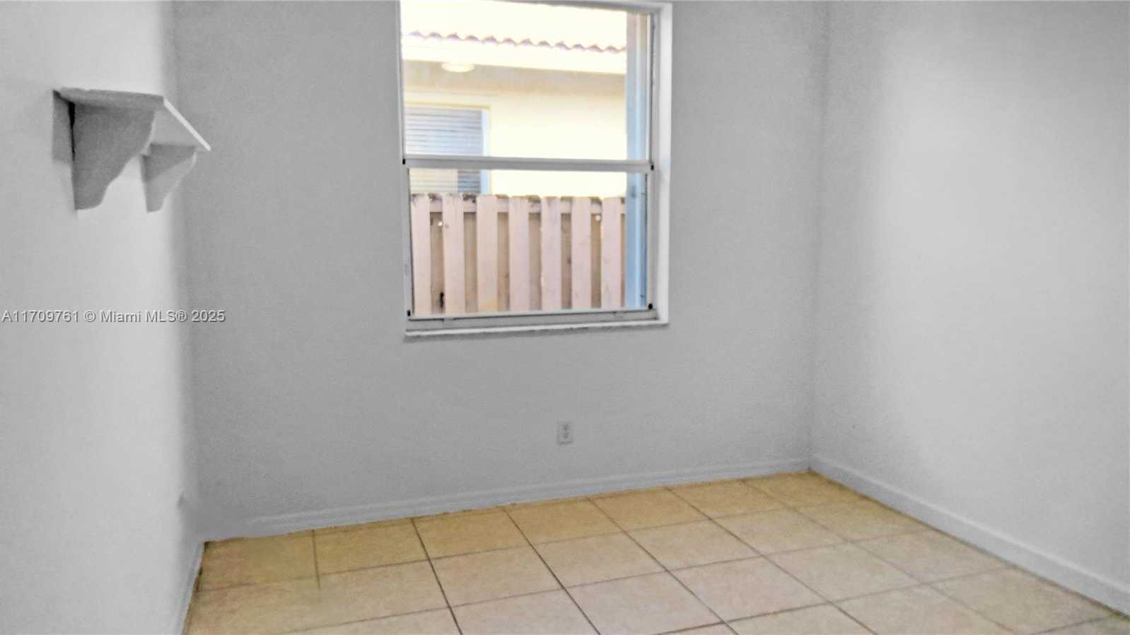 Small Image of 5373 SOUTH WEST 132ND TER, Miramar Number 15