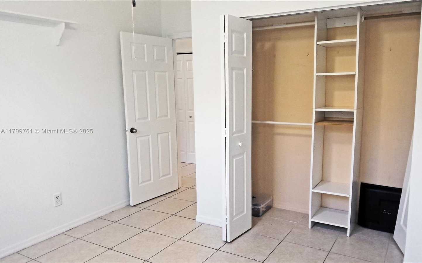 Small Image of 5373 SOUTH WEST 132ND TER, Miramar Number 16