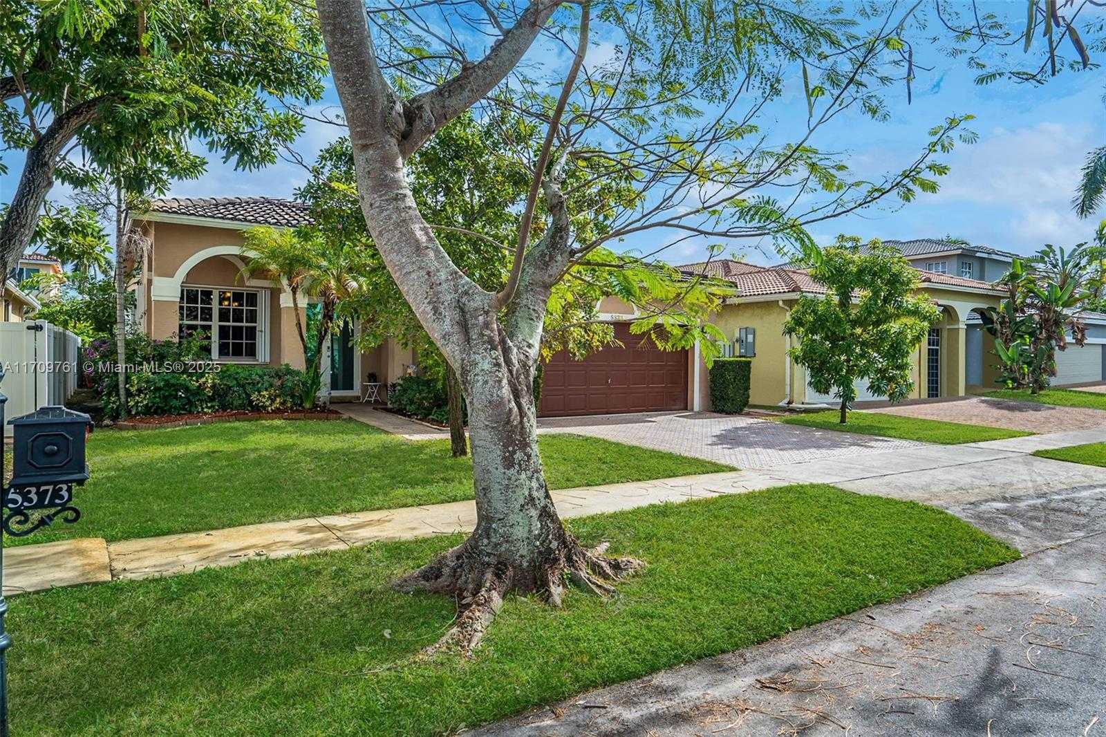 Small Image of 5373 SOUTH WEST 132ND TER, Miramar Number 3