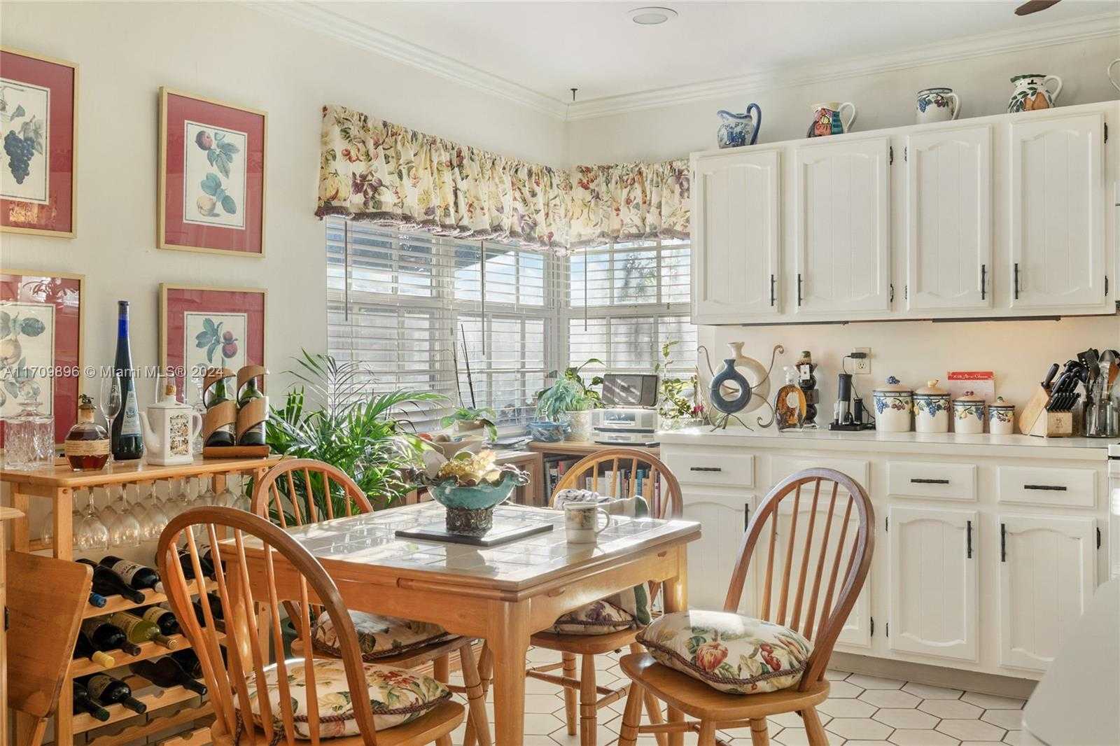 Small Image of 2316 BARBARA DR, Fort Lauderdale Number 16