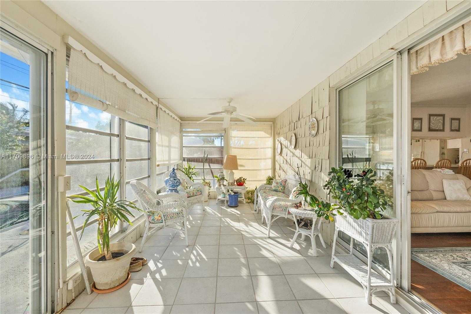 Small Image of 2316 BARBARA DR, Fort Lauderdale Number 20