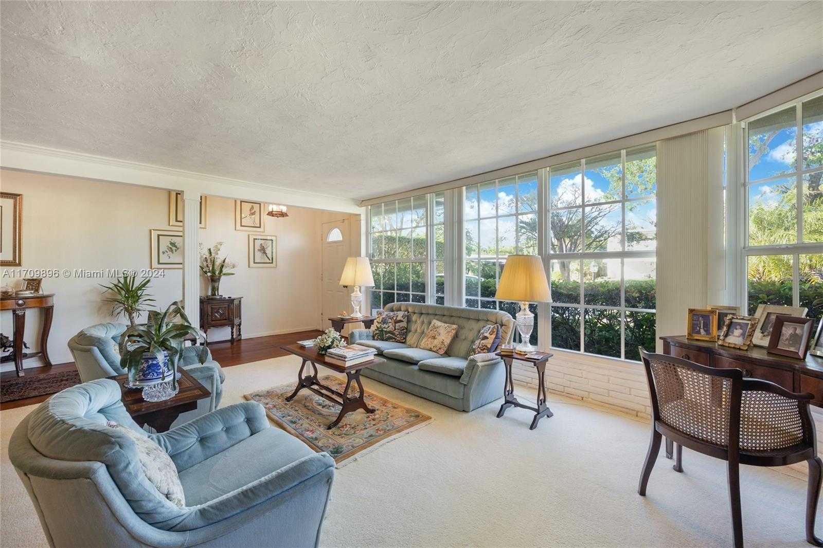 Small Image of 2316 BARBARA DR, Fort Lauderdale Number 6